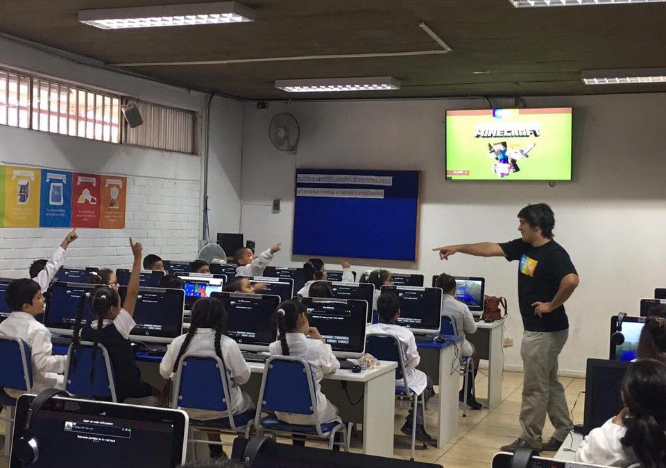 SIP Red de colegios inició la implementación de programa Minecraft en sus aulas