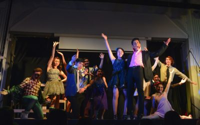 Alumnos del Liceo Bicentenario Italia presentaron el musical «Grease»
