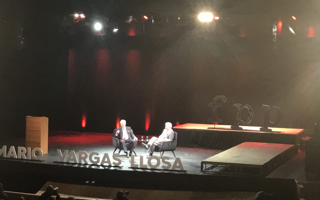 Alumnos de la SIP participan de Conversatorio con Mario Vargas Llosa