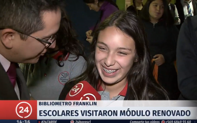 Alumnos SIP participan de reapertura de Bibliometro en Estación Franklin