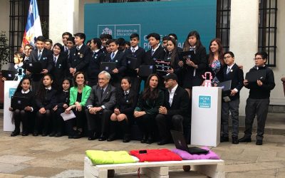 Alumnos del Arturo Matte Larraín participaron de la Hora del Código en La Moneda