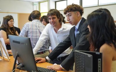 Feria Técnico Profesional cierra las actividades 2022 de la especialidad en Programación en el Colegio Arturo Matte Larraín