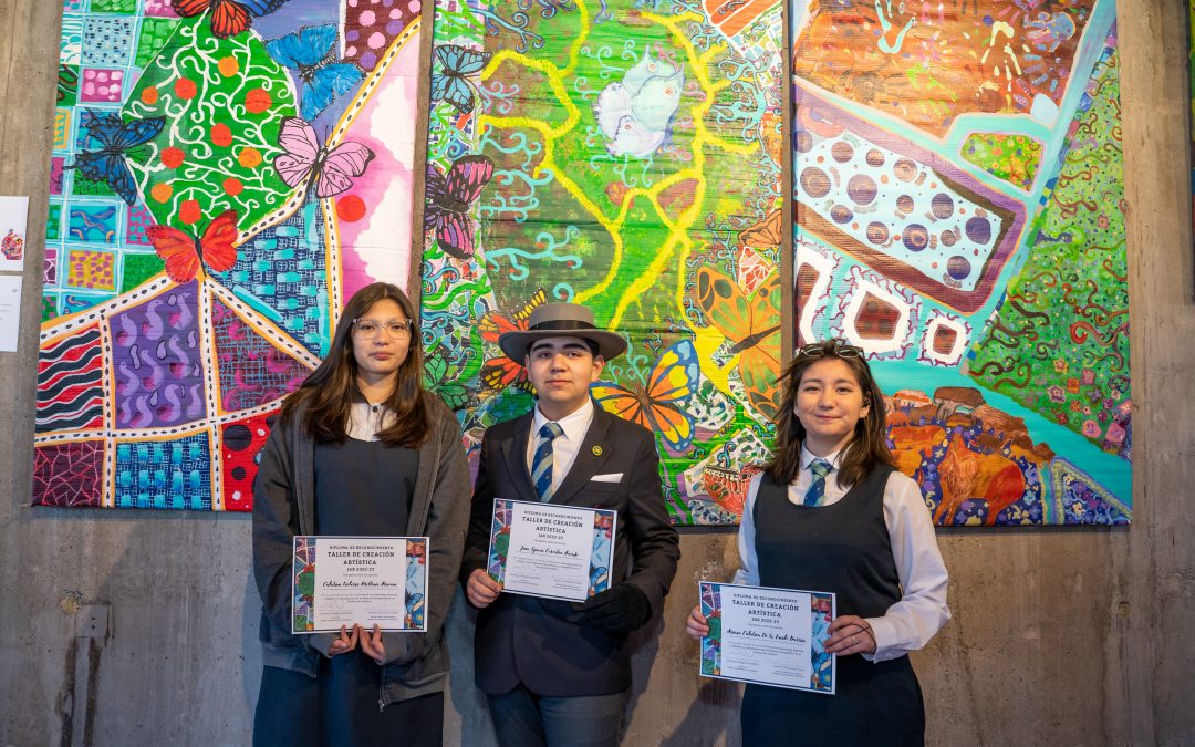 Estudiantes del Colegio Jorge Alessandri Rodríguez exponen sus obras artísticas en el Templo Bahá’i