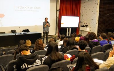 Universidad Diego Portales recibe a estudiantes SIP para reflexionar sobre la Historia y las Ciencias Sociales