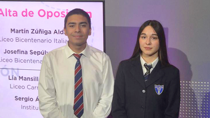 Congreso Futuro: Estudiante del Liceo Bicentenario Italia participa en Debate de Exhibición