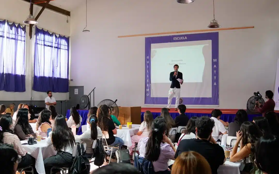 Bienvenida a nuevos colaboradores SIP: 192 profesionales se integran a los 17 colegios de la red