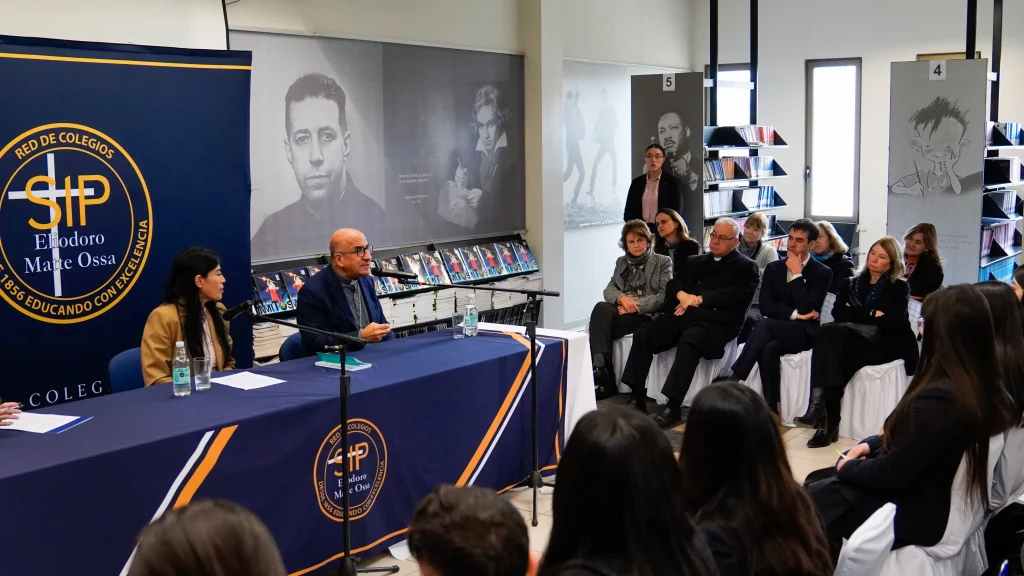 Ministra de Ciencia y Cardenal Chomalí conversaron con estudiantes SIP sobre los desafíos de la inteligencia artificial