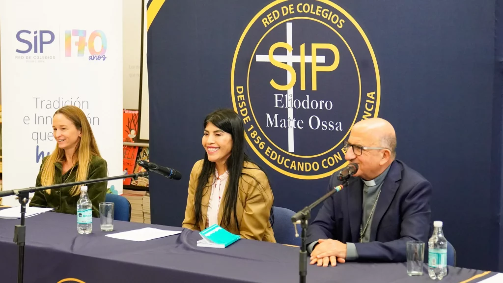 Ministra de Ciencia y Cardenal Chomalí conversaron con estudiantes SIP sobre los desafíos de la inteligencia artificial